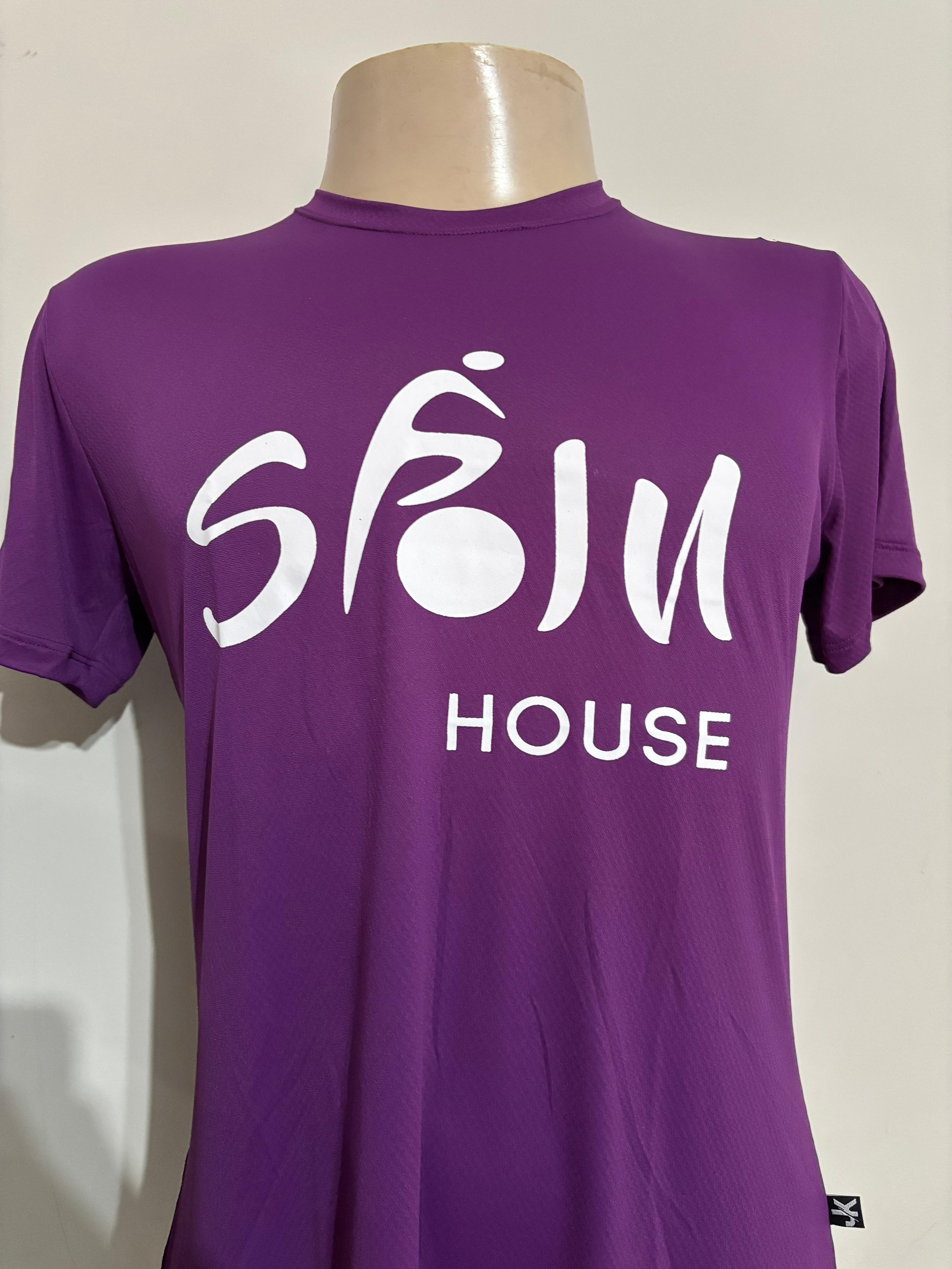 Camiseta roxa personalizada 100% poliamida para o evento Torneio Bragantino de Beach Tennis.